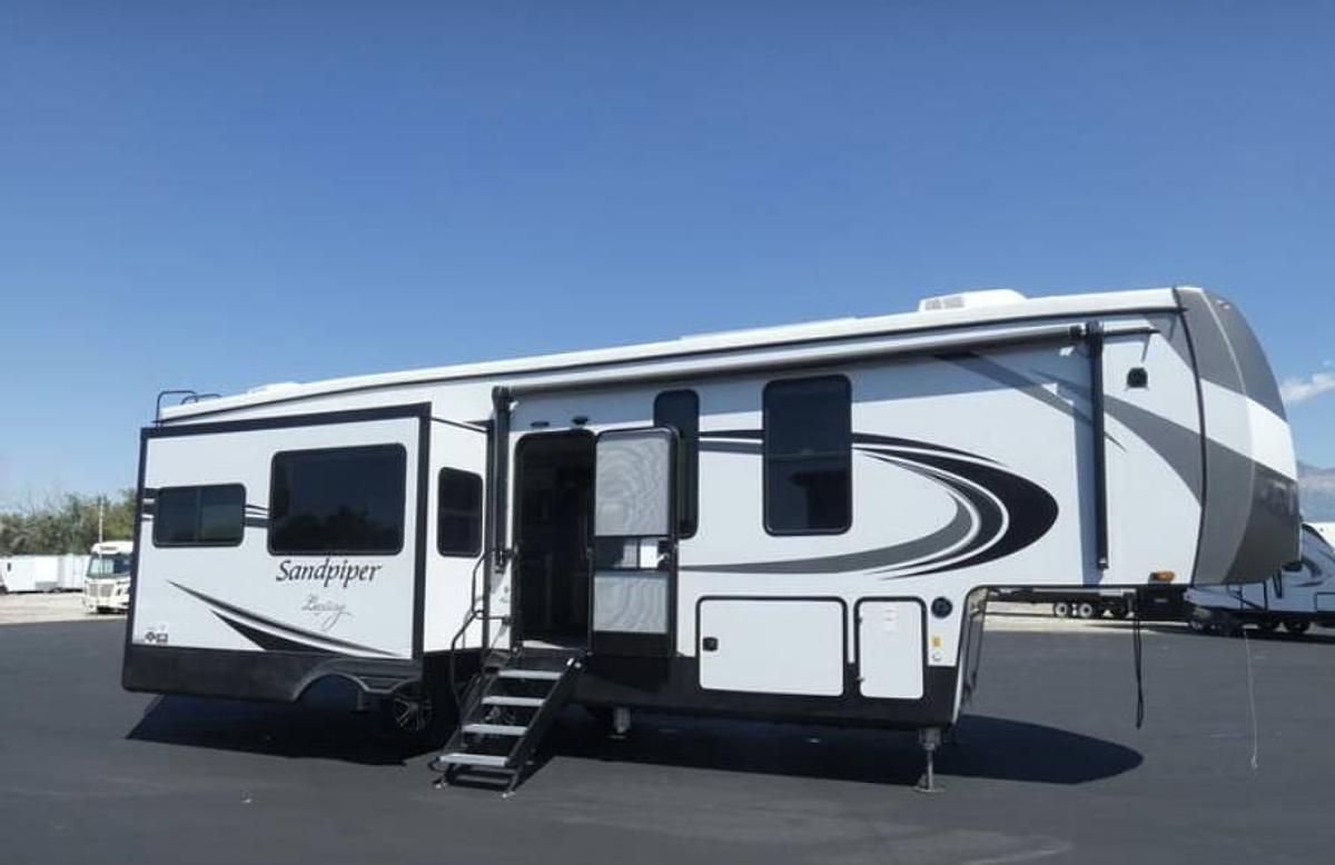 Used 2022 Forest River Sandpiper 321RL Luxury Fifth Wheel