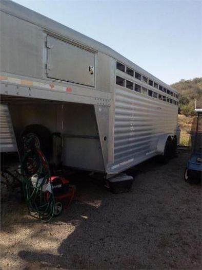 Used 2003 4-Star 20' Gooseneck Stock Trailer