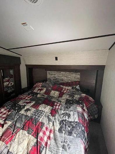 Used 2019 Forest River Artic wolf