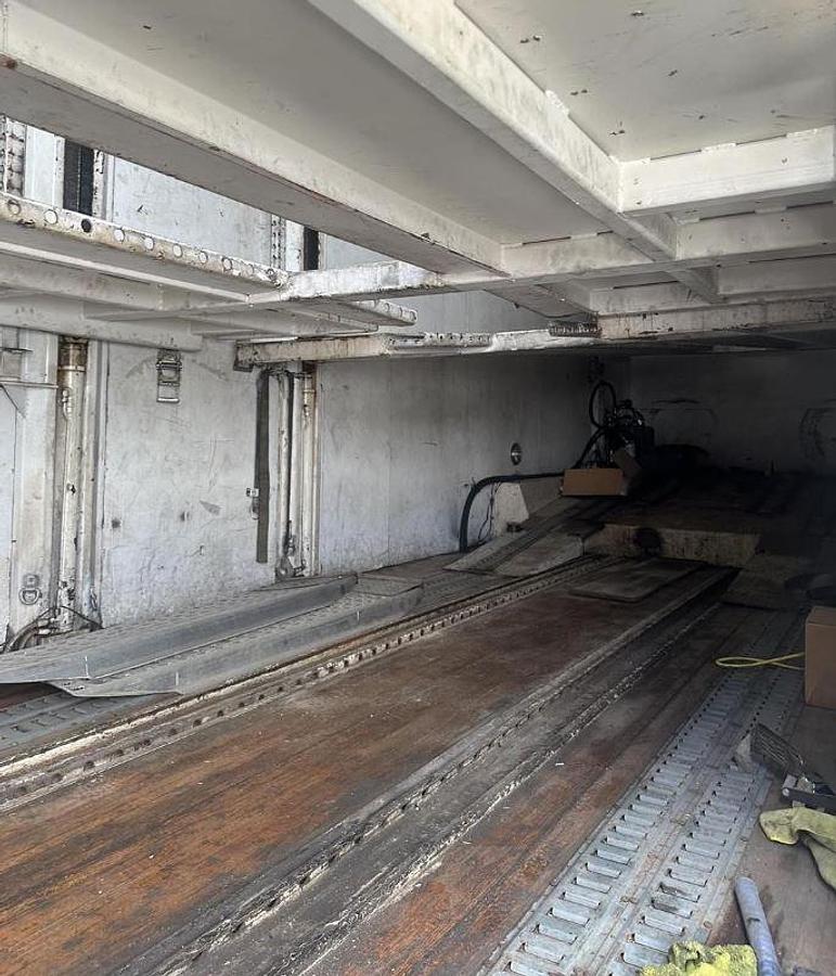 Used 1996 GREAT DANE 53 ft x 102 in Enclosed Car Carrier Trailer