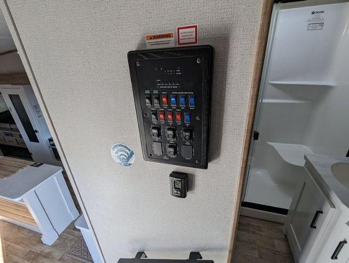 Used 2022 Keystone Arcadia 3660RL