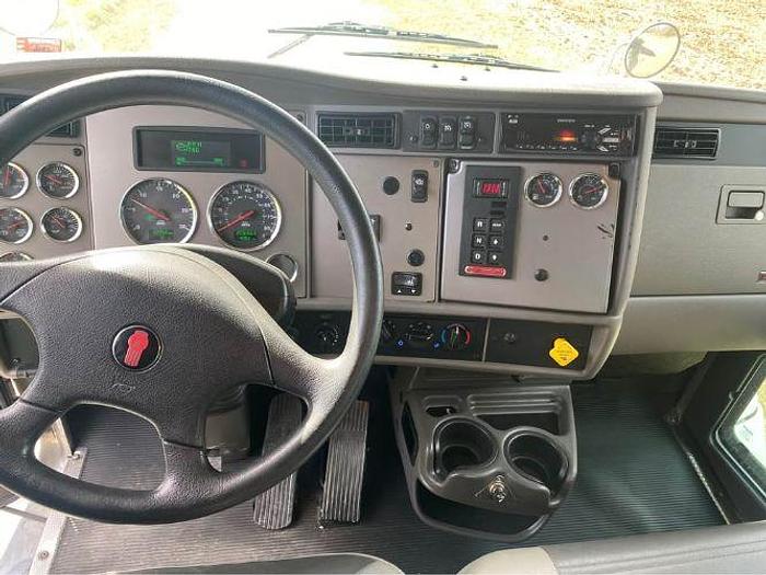 Used 2019 KENWORTH T300