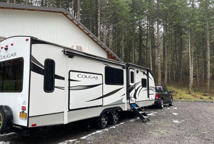 Used 2021 Keystone Cougar 29RLKWE