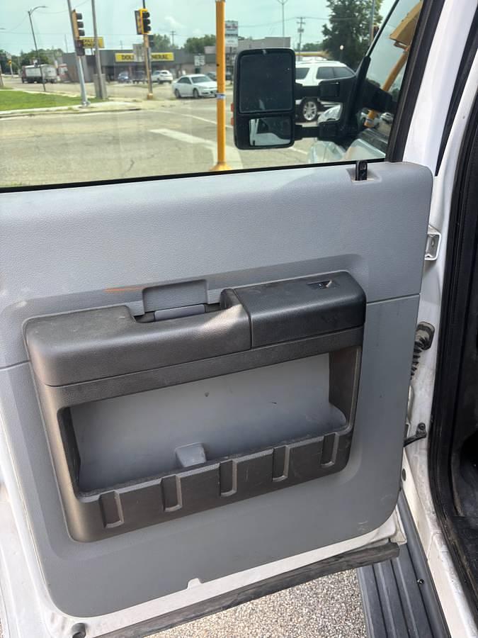 Used 2014 Ford F250 XL Super Duty Crew Cab 4X4