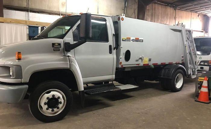 Used 2007 Chevrolet C5500 Garbage Truck