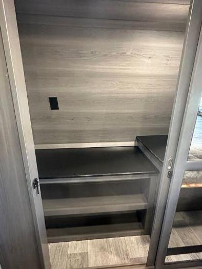 Used 2022 Keystone Montana 3781RL