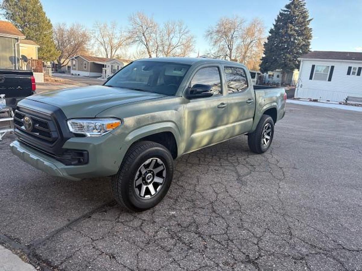 Used 2022 Toyota Tacoma SR5 Double Cab Long Bed V6 6AT 4WD