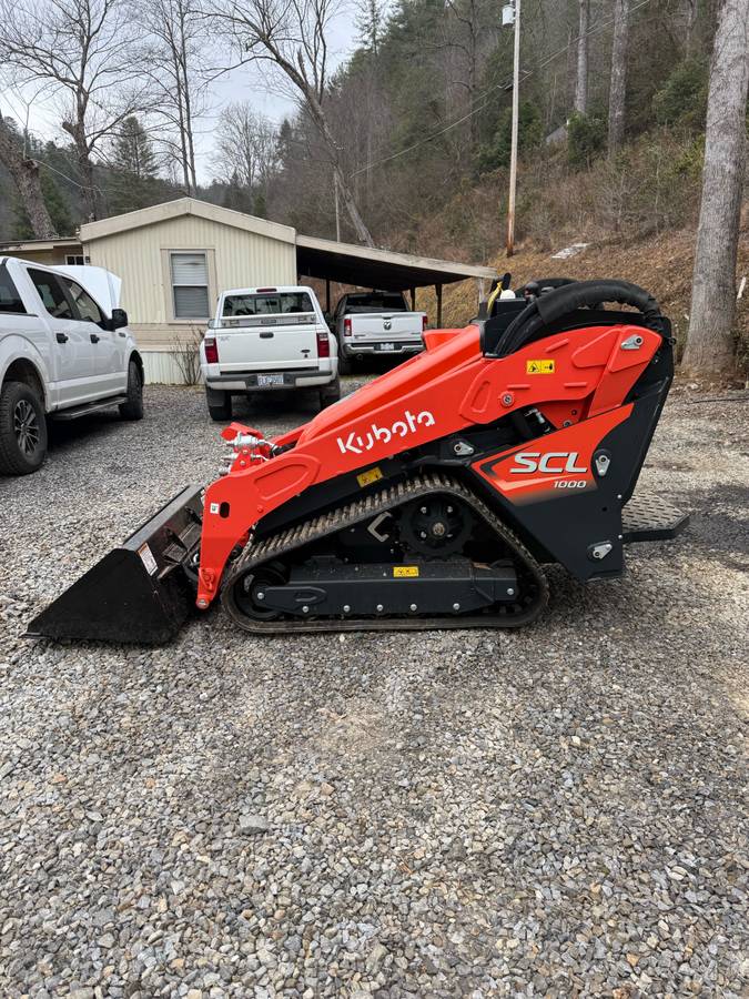 Used 2024 Kubota Scl 1000