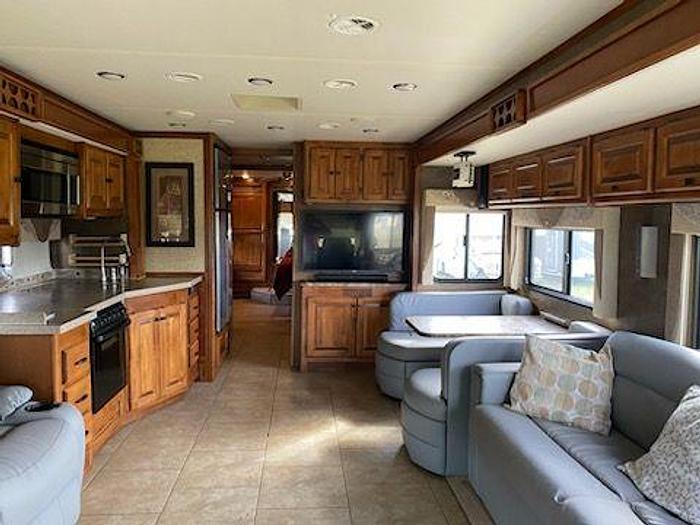 Used 2014 Tiffin Allegro Red 38QBA