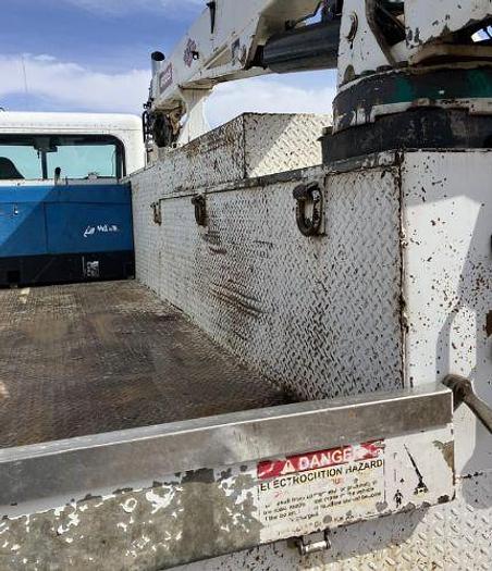 Used 2006 Peterbilt 335