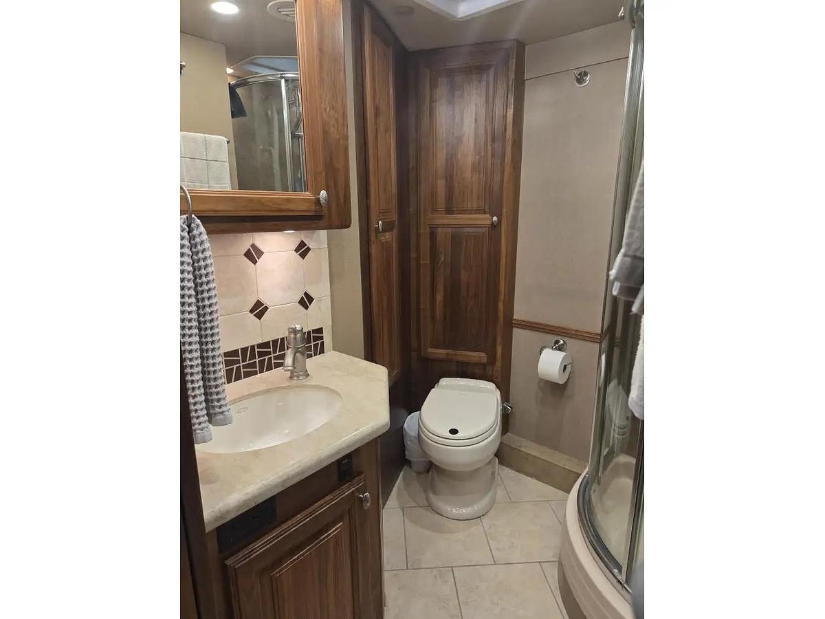 Used 2008 Foretravel Nimbus 342 Stonebriar