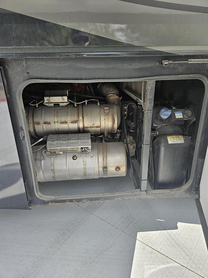 Used 2014 Fleetwood Expedition 40X