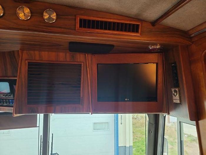 Used 1987 Prevost XL-40 Marathon