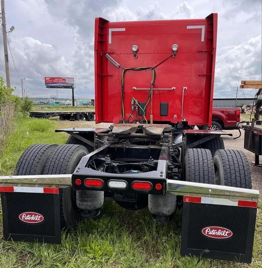Used 2020 Peterbilt 567 Sleeper Semi Truck