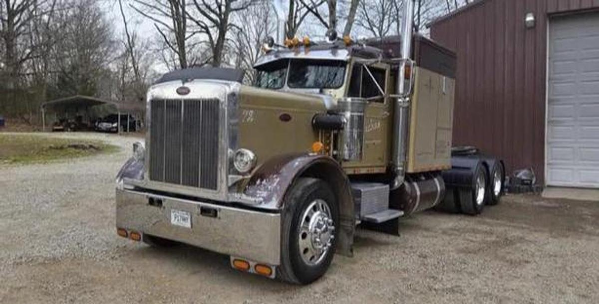 Used 1972 Peterbilt 359