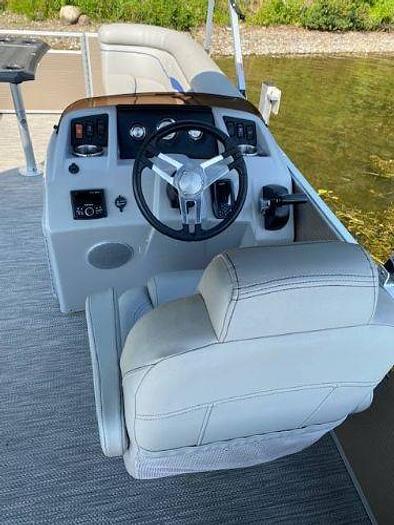 Used 2021 Bennington 23SSRSD Pontoon Boat