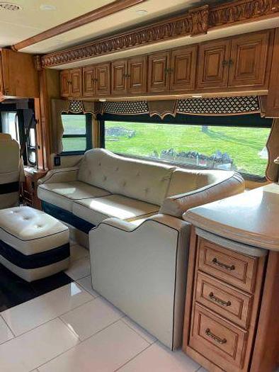 Used 2016 Winnebago Grand Tour 42QL