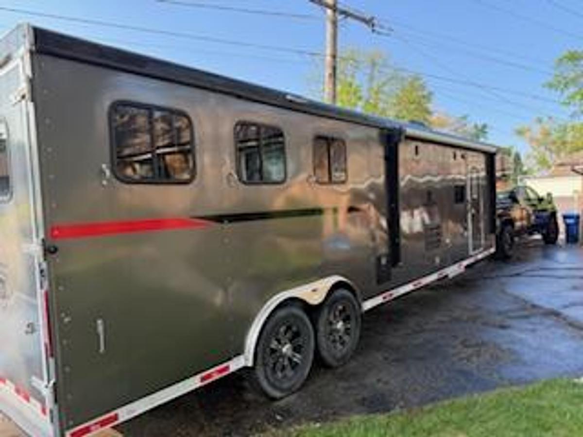 Used 2022 Bison Ranger Horse Trailer w/LQ