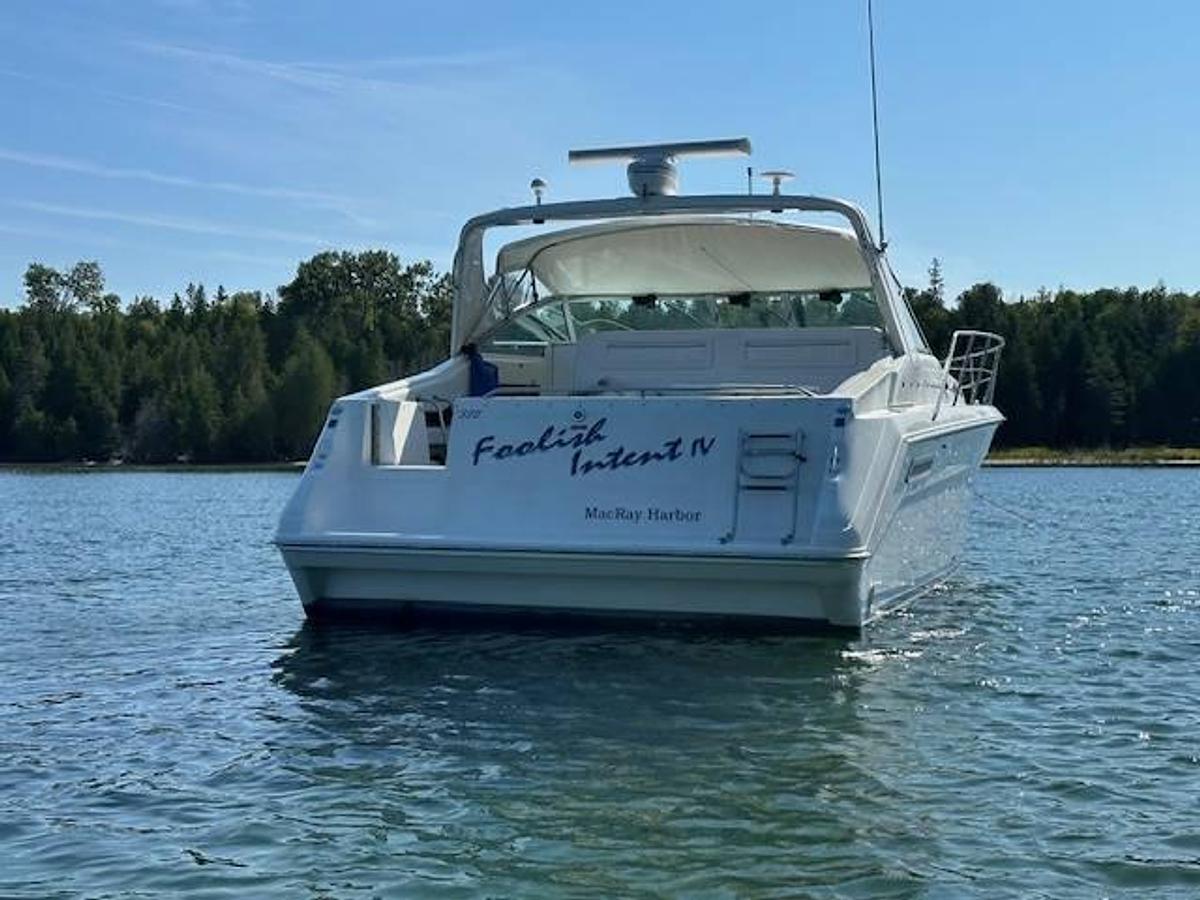 Used 1994 Sea Ray 370 Sundancer Powerboat