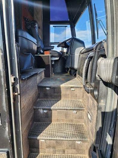 Used 1999 Prevost H3 45 Entertainer Bus