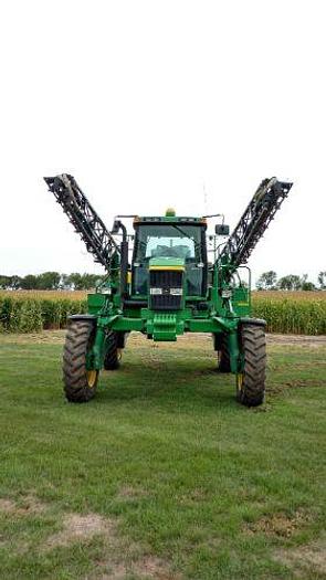 Used 1998 JOHN DEERE 4700