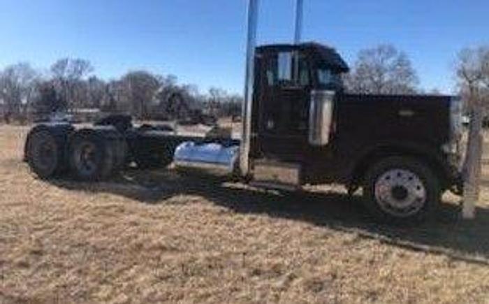 Used 1998 Peterbilt 379