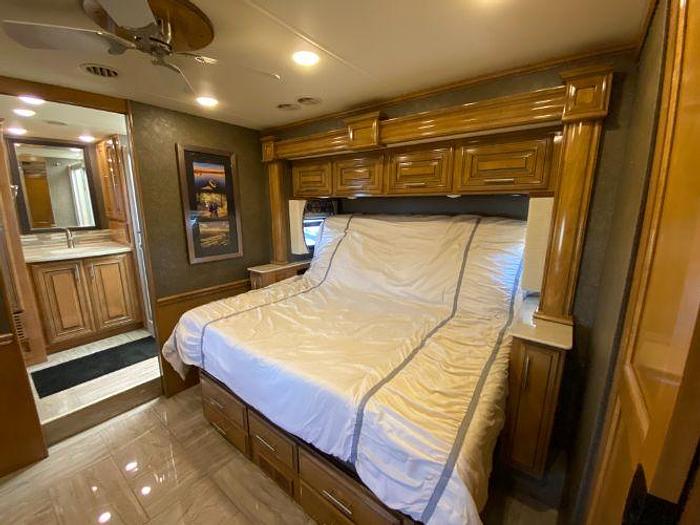 Used 2019 Thor Venetian J40