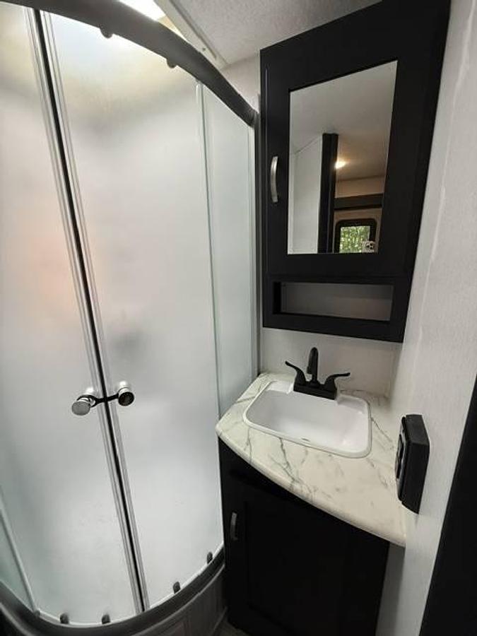 Used 2022 Coachmen Freedom Express Ultra Lite 192RBS Travel Trailer