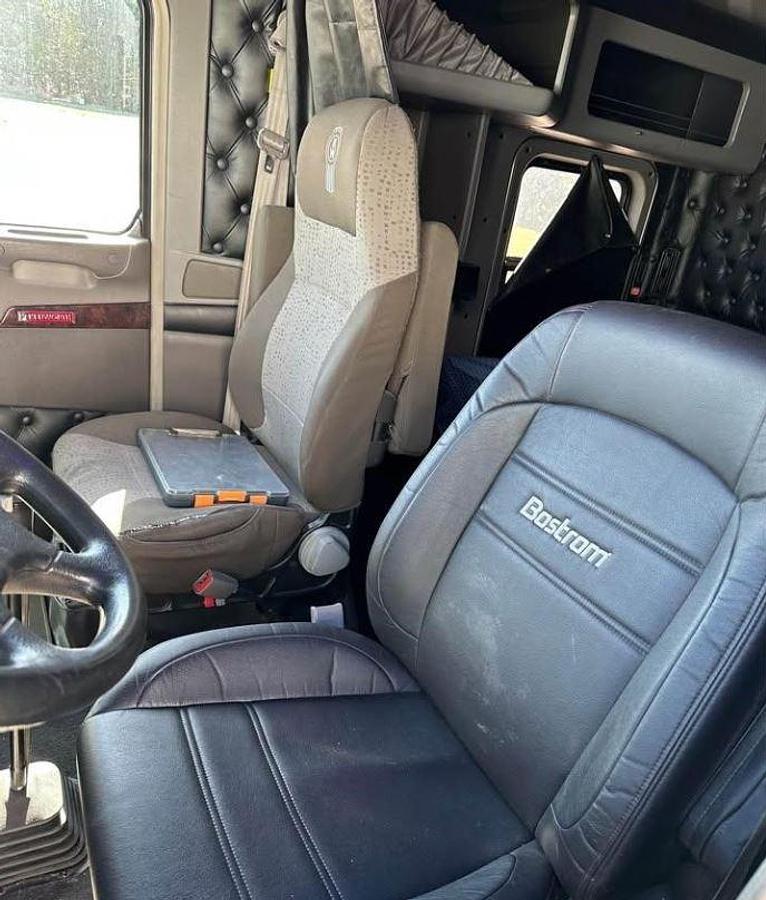 Used 2018 Kenworth W900B