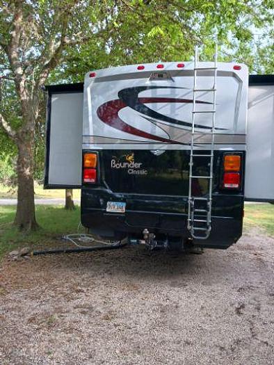 Used 2013 Fleetwood Bounder