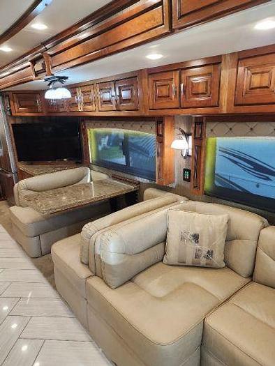 Used 2014 Tiffin Zephyr 45TZ