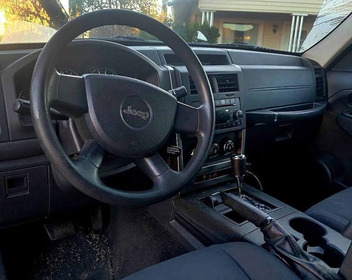 Used 2010 Jeep Liberty Sport 4WD