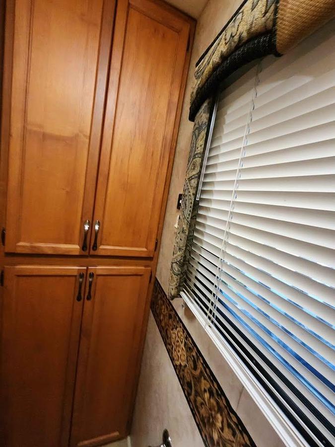 Used 2008 Holiday Rambler Vacationer Xl 34pdd