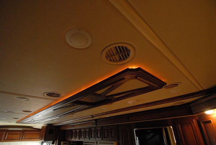 Used 2015 Winnebago Ellipse 42QD