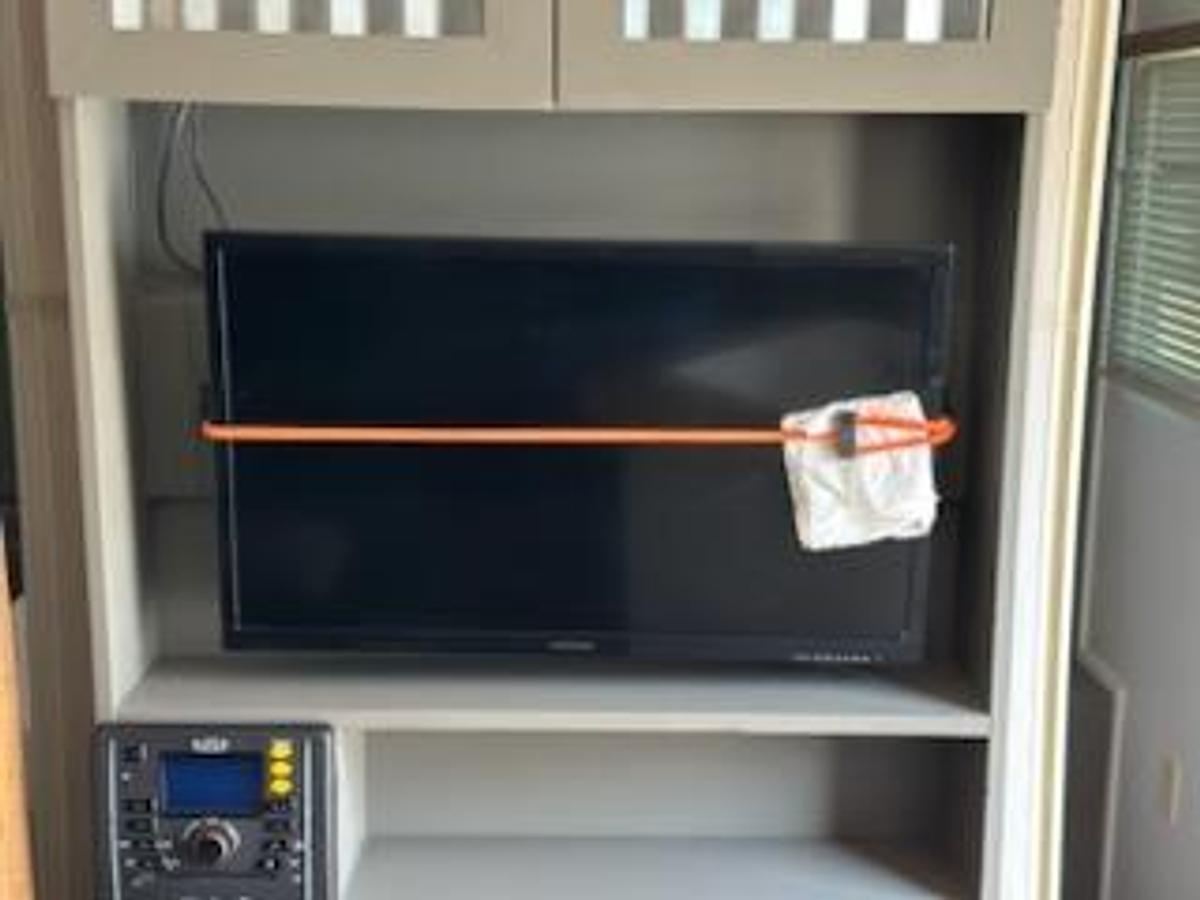 Used 2011 Heritage Trail Runner Travel Trailer