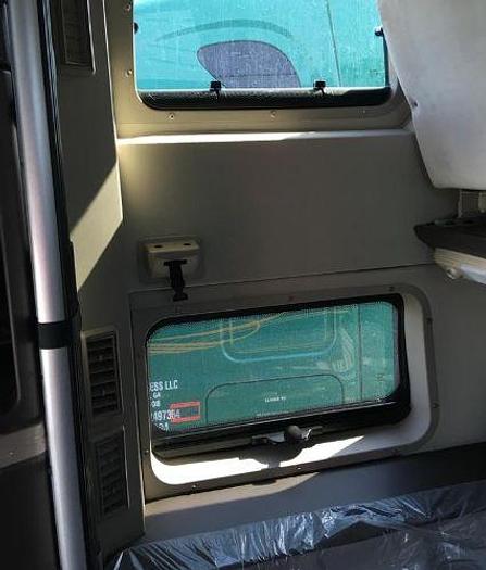 Used 2016 Volvo VNL42T780