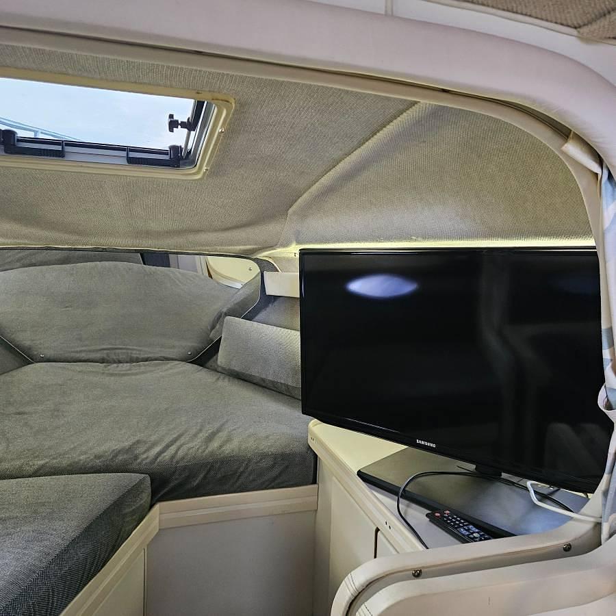 Used 1990 Tiara Slickcraft 310 SC with Trailer