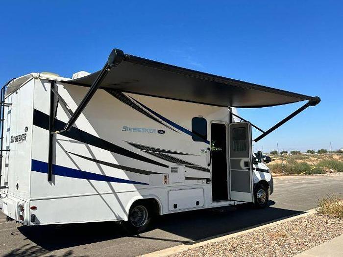 Used 2020 Forest River Sunseeker MBS 2400B