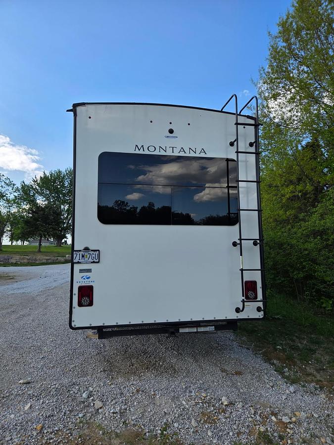 Used 2023 Keystone Montana 3123RL