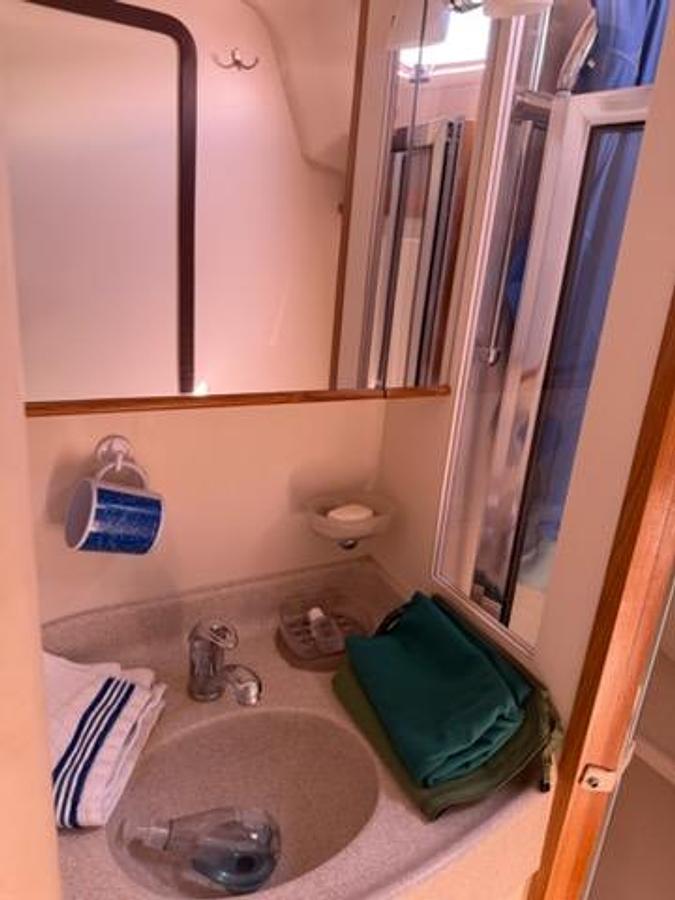 Used 2004 Catalina 350