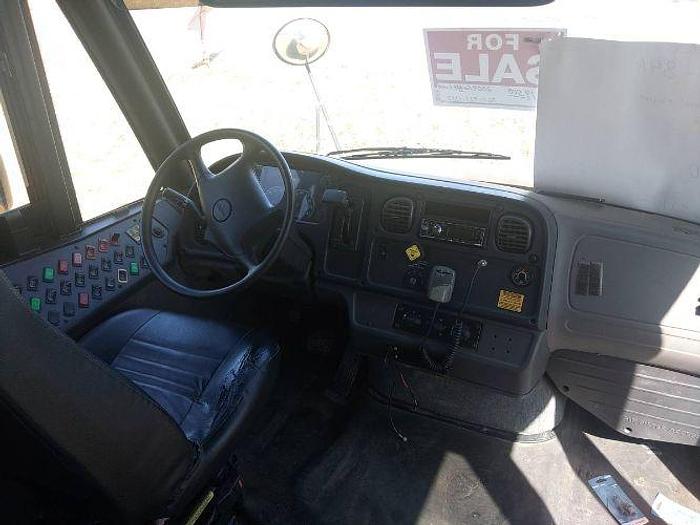 Used 2009 Freightliner Bus