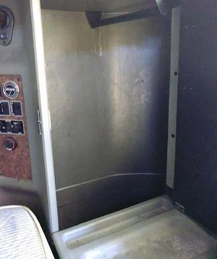 Used 2005 KENWORTH W900L