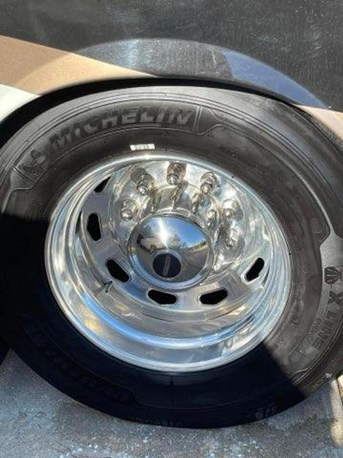 Used 2016 Winnebago Journey 40R