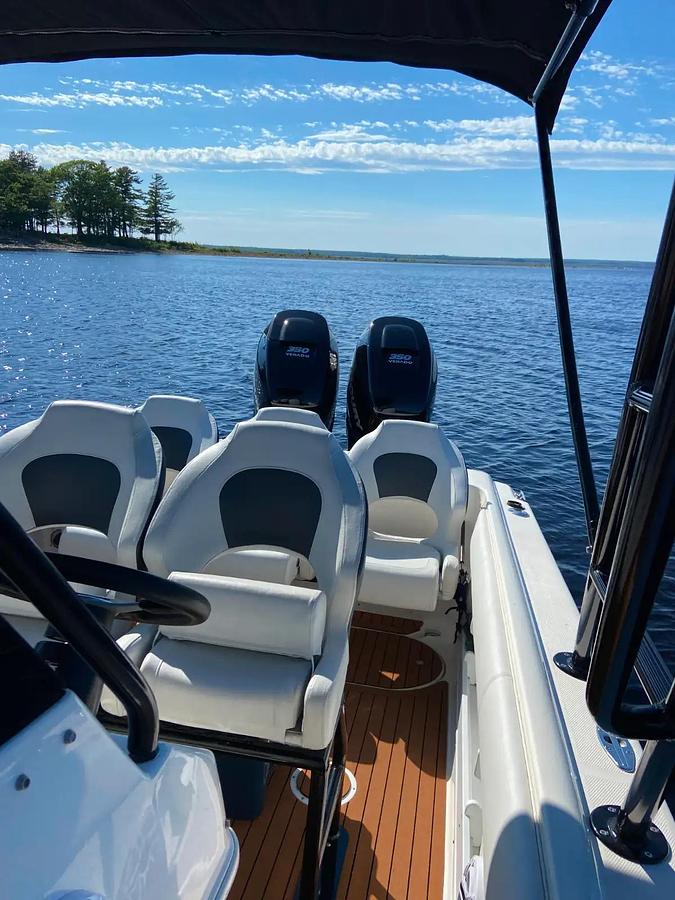 Used 1998 Scarab 302 Center Console