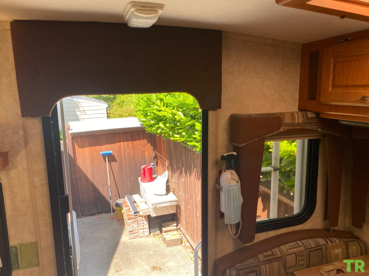 Used 2007 Bigfoot 24C10.4 Truck Camper | Four-Season | Solar Equipped | Generator | Dry Bath