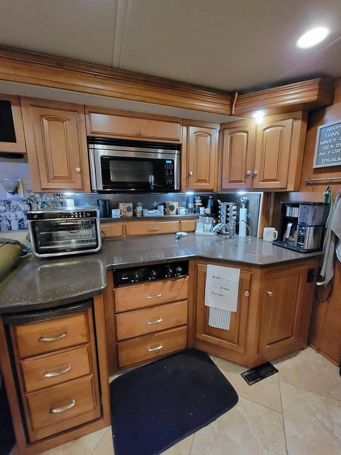Used 2012 Winnebago Journey 40U Class A Motorhome