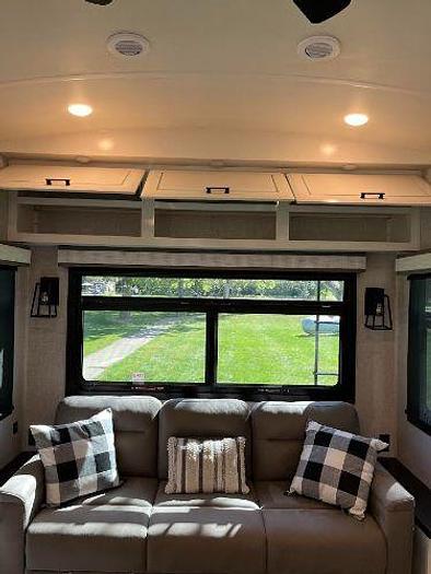 Used 2024 Jayco Pinnacle 36KPTS