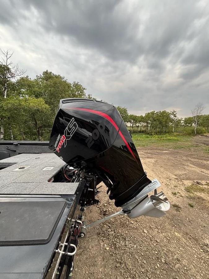 Used 2024 Tracker Targa V18 Combo 200 ProXS Mercury MinnKota Trolling Motor