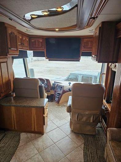 Used 2005 Country Coach Affinity 730
