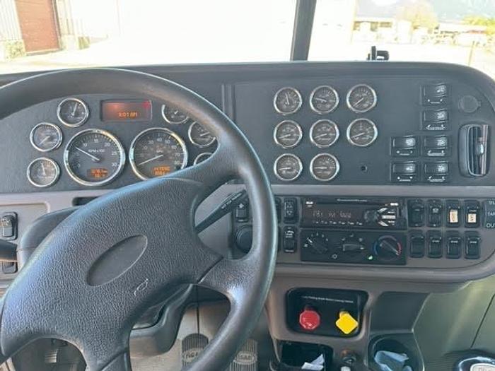 Used 2017 Peterbilt 389 Dump Truck